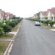 3Bedrms Houses to let at in Emefs Estate